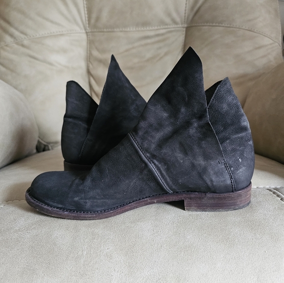 LD Tuttle quality leather black made in Italy ankle boots size 37.5 US 7 - Picture 7 of 10